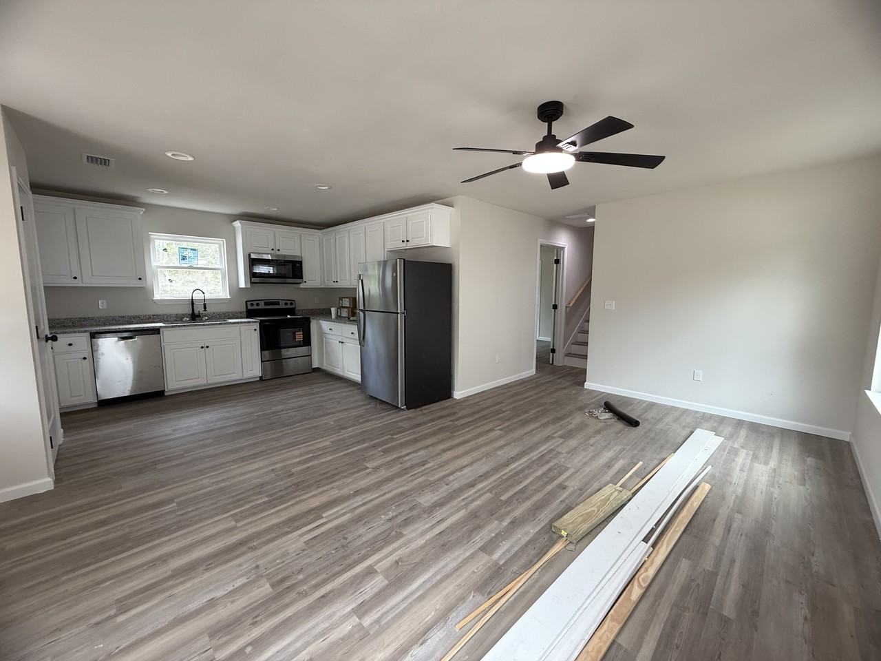 2 Lake Ellen Dr #1 - Photo 2 of 15