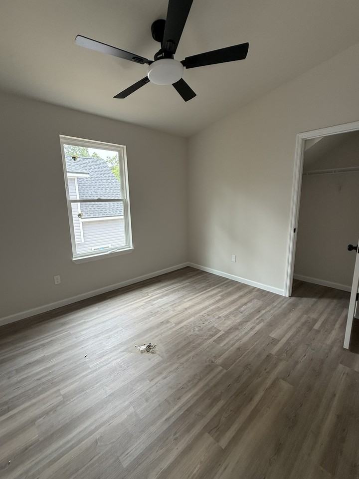2 Lake Ellen Dr #1 - Photo 5 of 15