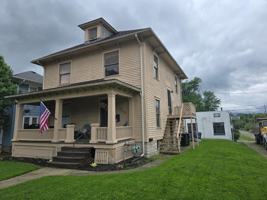 featured image of 829 1/2 Brighton Blvd