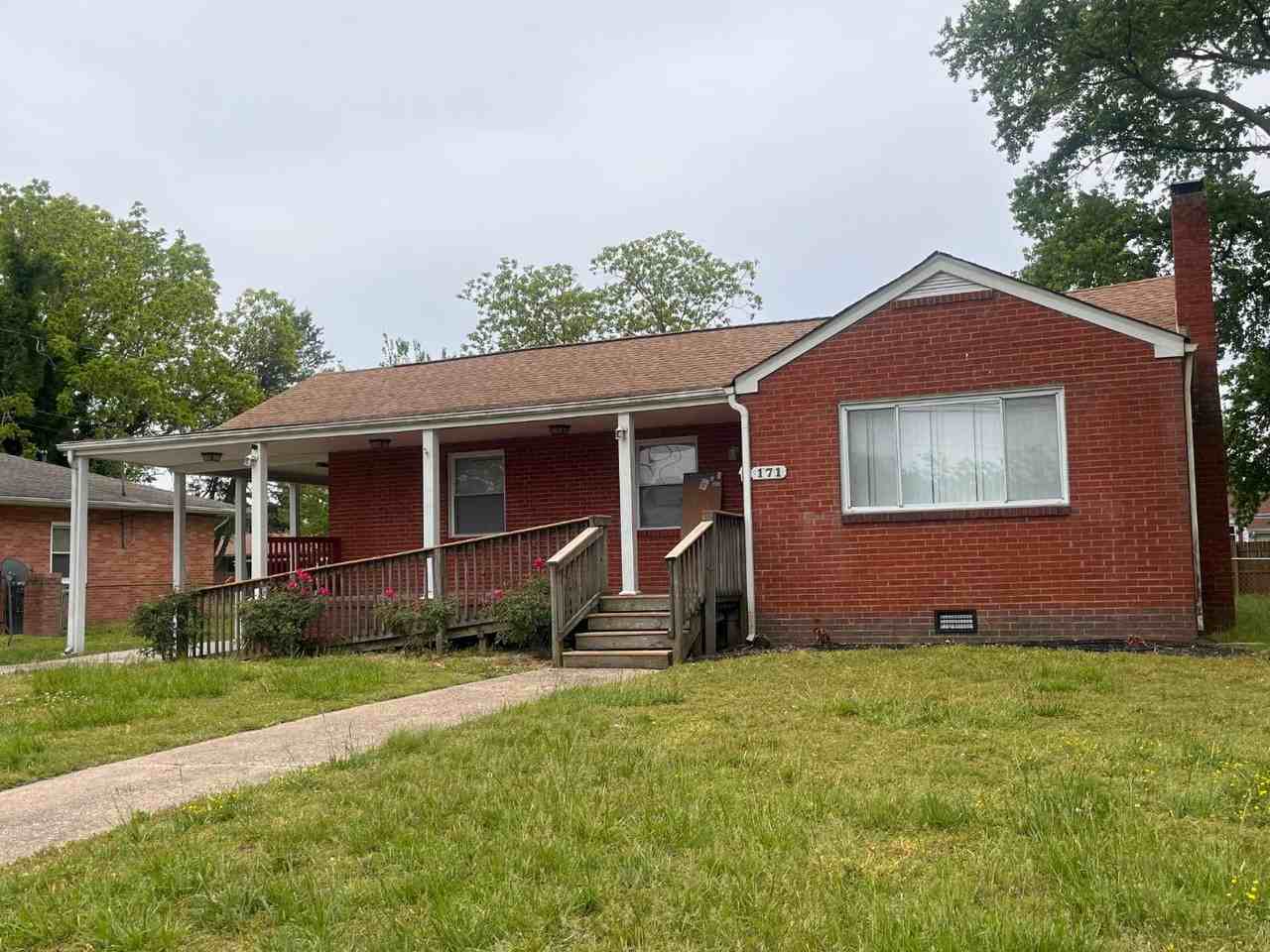 171 Findley Sq - Photo 2 of 10