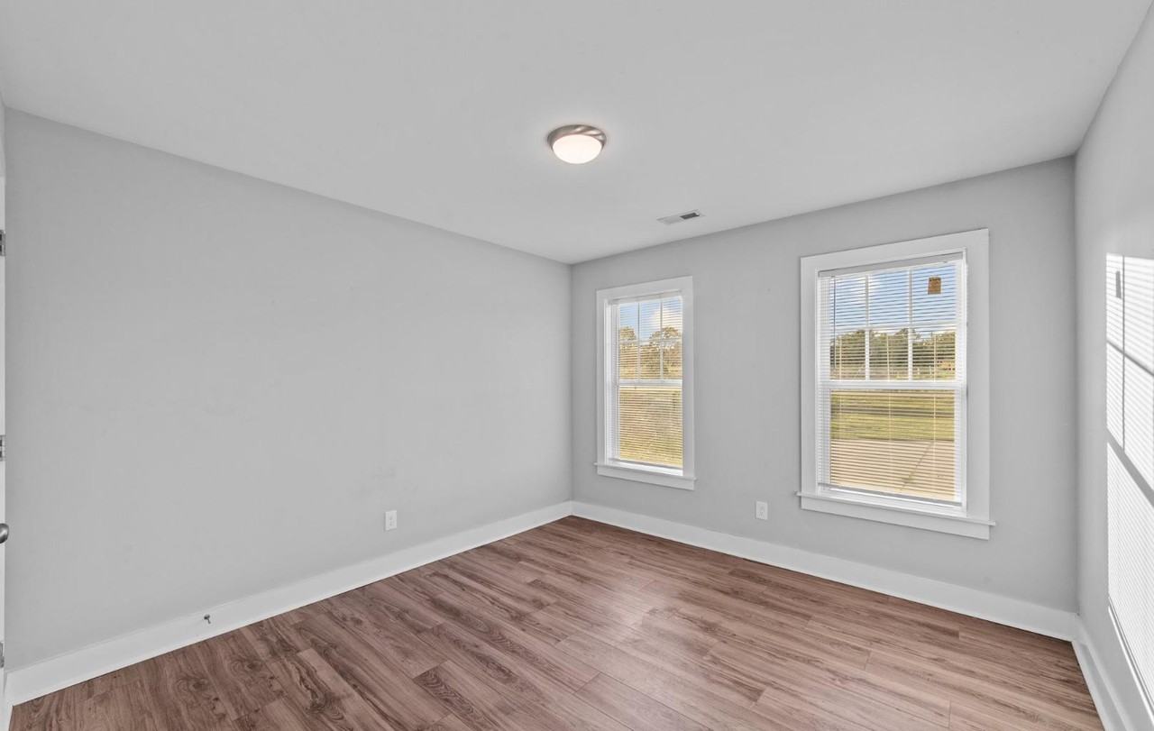 394 Thad Little Road - Photo 5 of 10