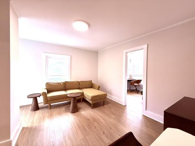 436 N Aurora St #2 - Photo 5 of 13