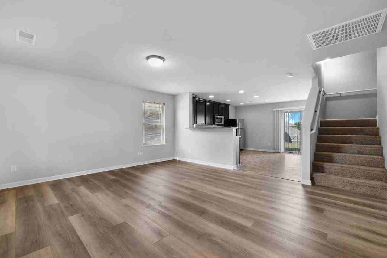 126 Pitts Griffin Dr - Photo 3 of 11