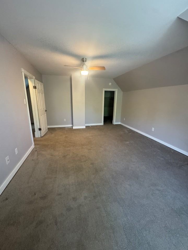 808 Wisconsin Ave - Photo 6 of 11