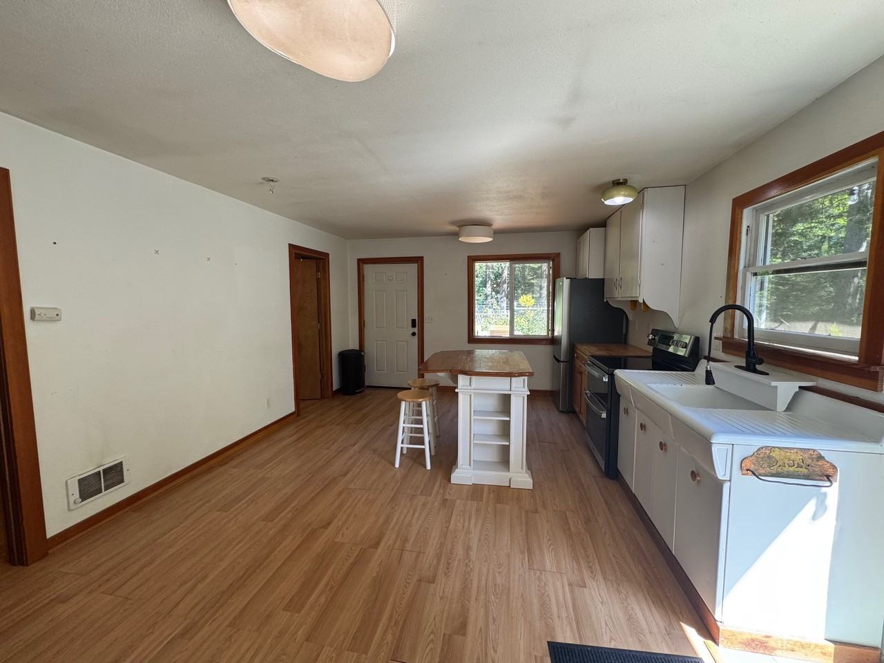 9826 Sw 156th St #1 - Photo 3 of 46