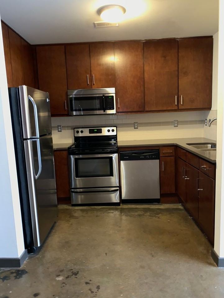 703 N Harrison St./410 Hancock St. - Photo 2 of 14