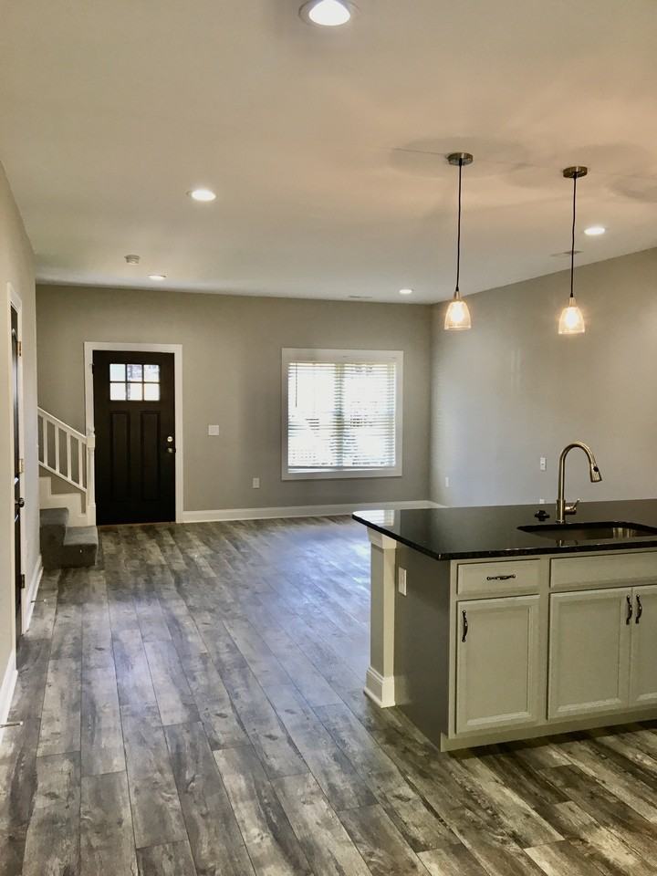 33 Emanuel Ct #1 - Photo 7 of 26