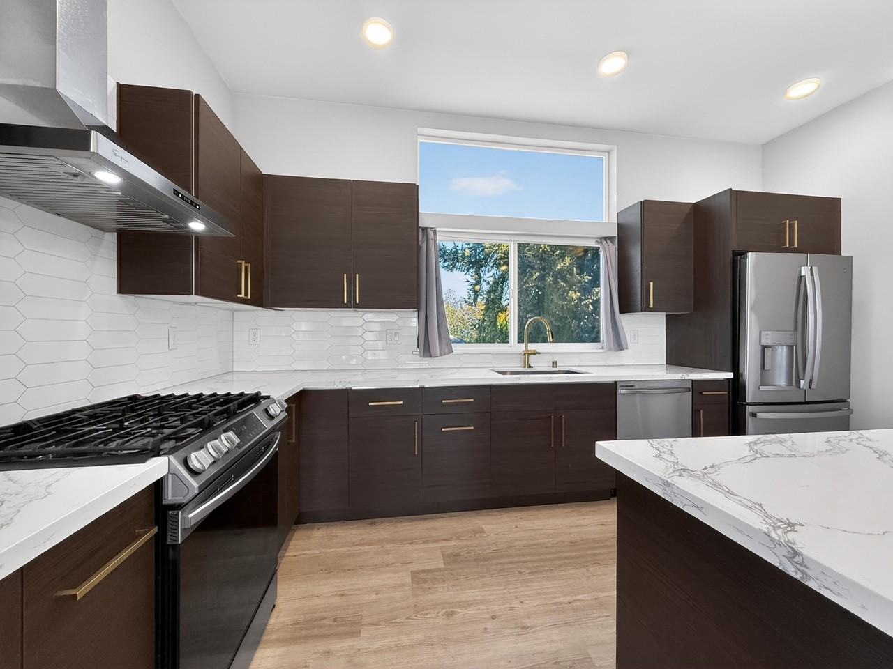 1232 Harrington Ave Ne #1 - Photo 3 of 30