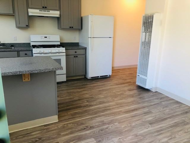 504 Central Ave #D - Photo 2 of 12