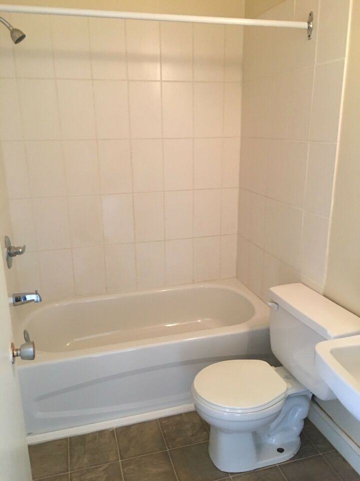 Capilano Apartments - Photo 5 of 7