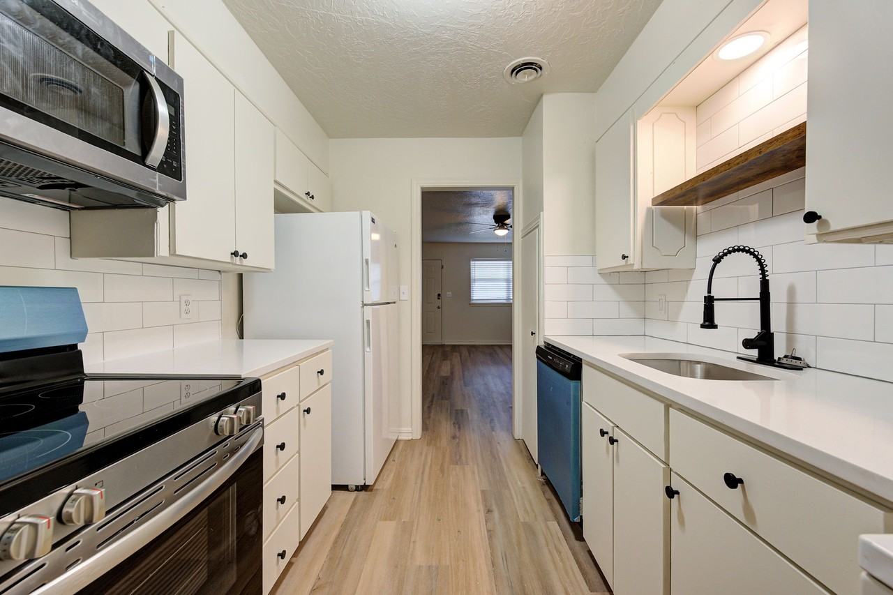 1914 Cherry Stone StreetUnit 1 #1 - Photo 5 of 10