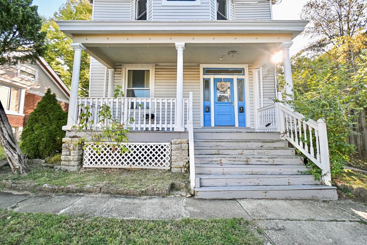 962 Hawthorne Ave 2nd Fl #2ndFL - Photo 2 of 37