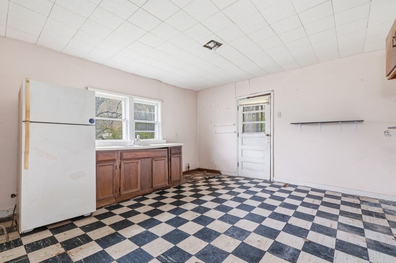 1402 Alabama St #1 - Photo 5 of 20