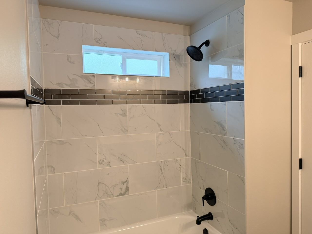 4937 Sleater Kinney Rd Ne - Photo 7 of 11