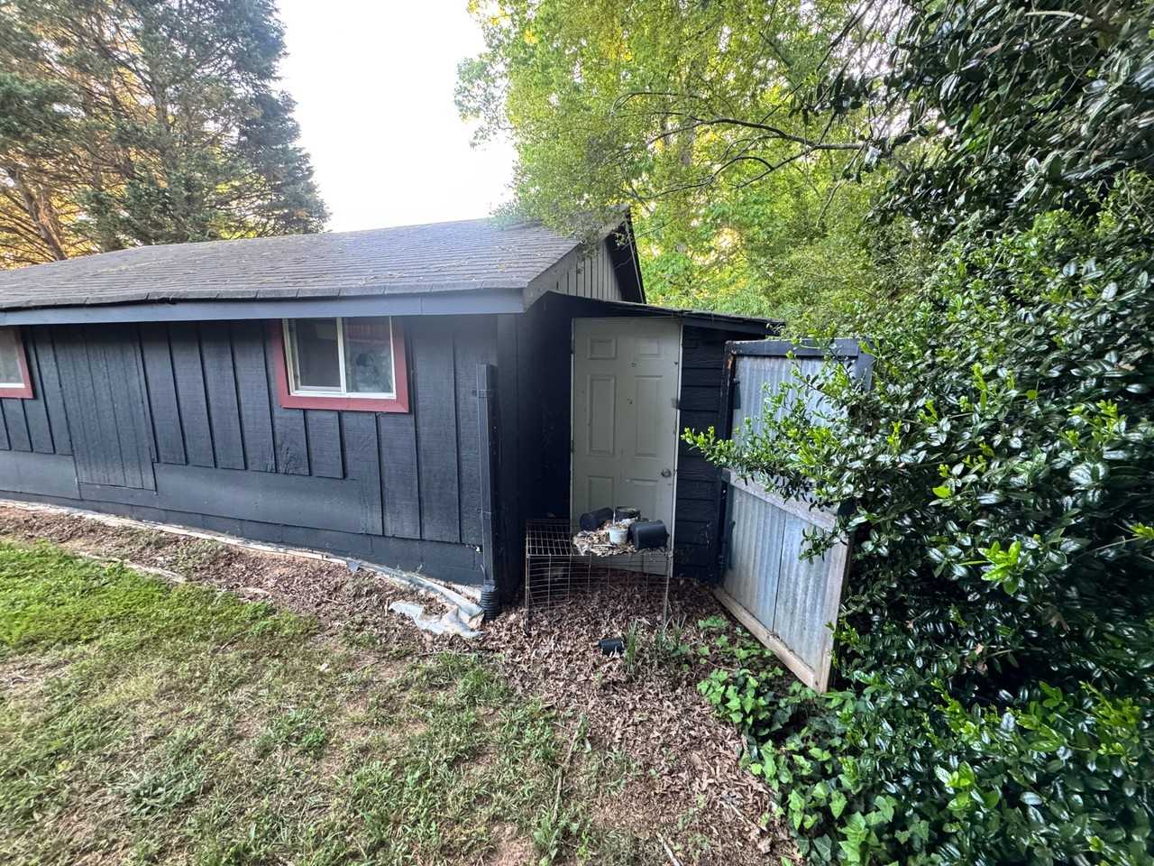 756 Patricia Dr - Photo 2 of 19