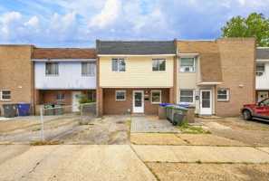featured image of 6430 Faraday Ct #1