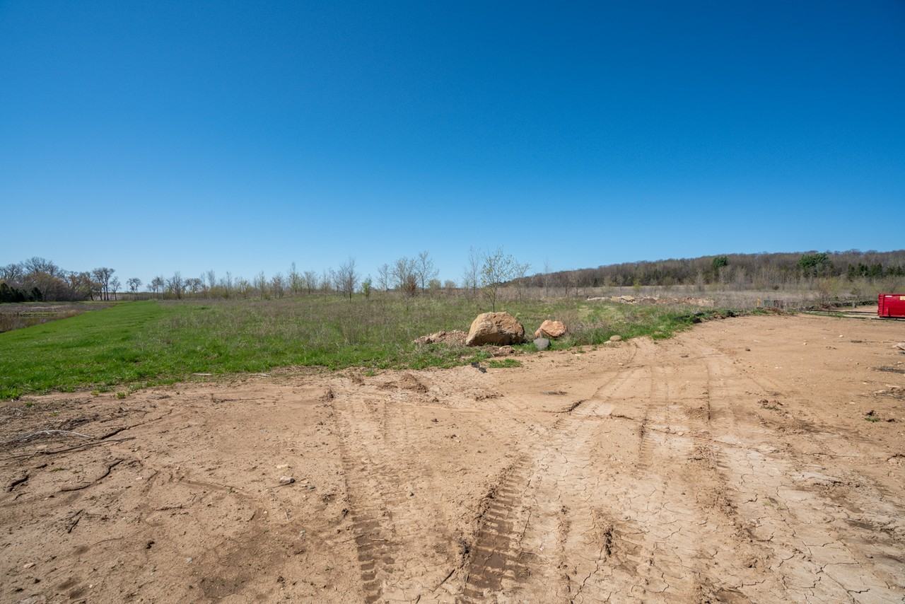 644 Mckay Way #2 - Photo 5 of 33