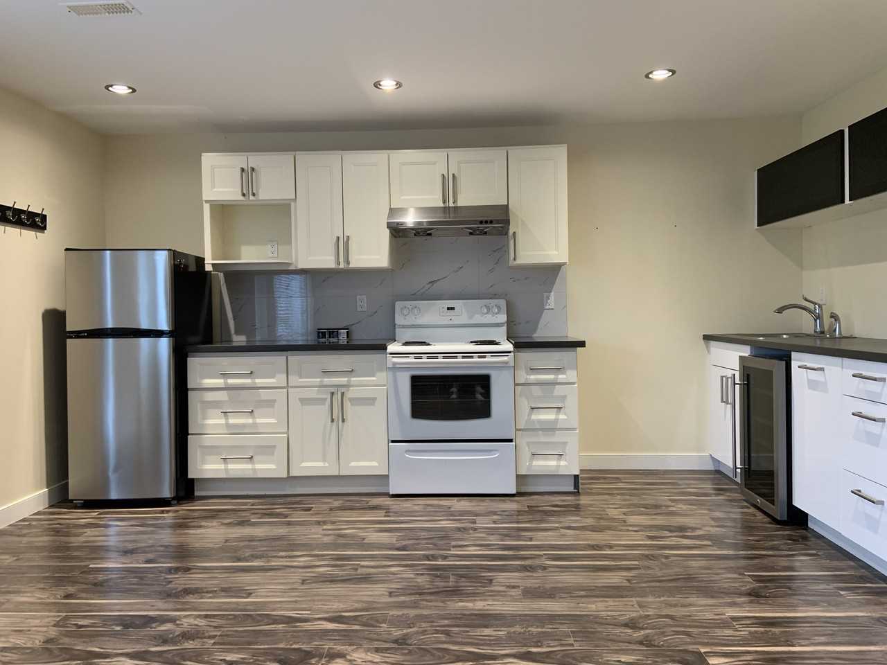 3386 Highland Dr #1 - Photo 3 of 10