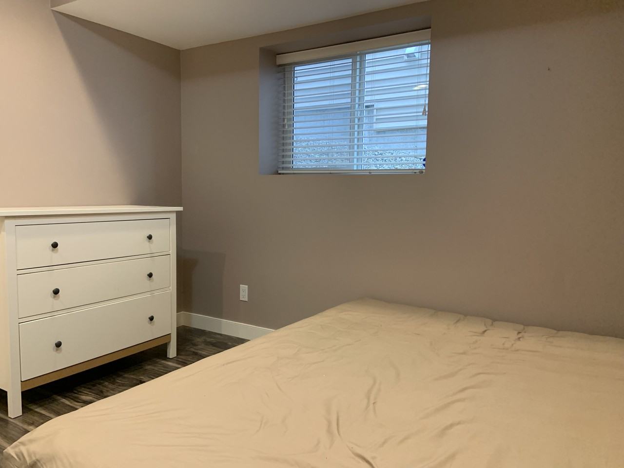 3386 Highland Dr #1 - Photo 5 of 10