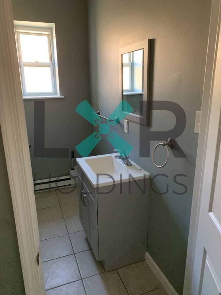 1822 W Erie Ave #3 - Photo 7 of 10