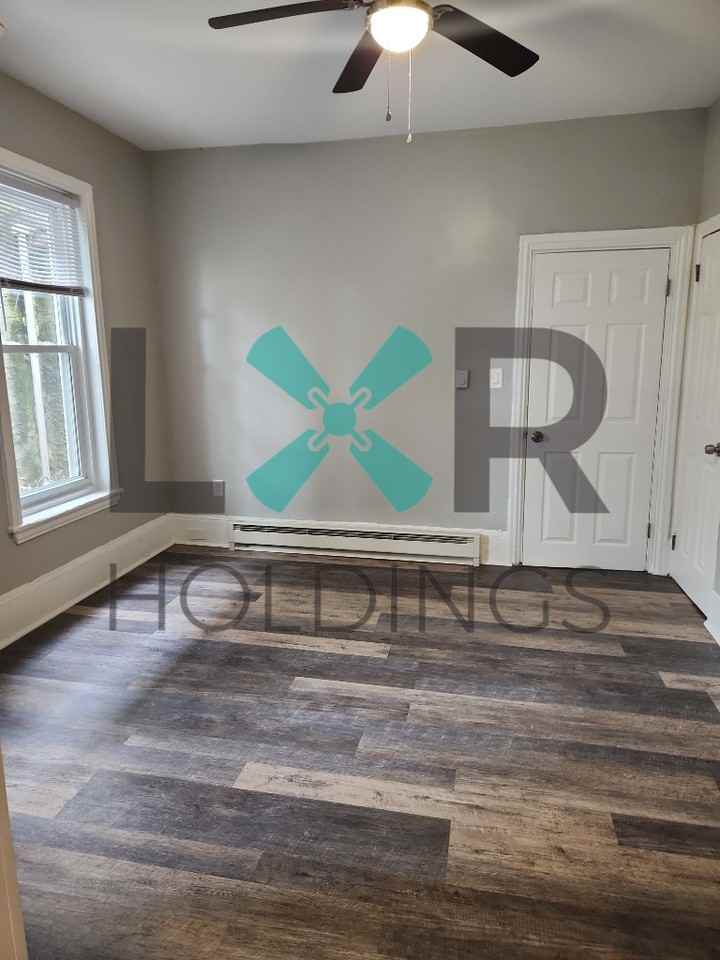 219 N 63rd St #1R - Photo 5 of 7