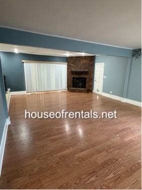 1004 Mockingbird Ln #1 - Photo 5 of 15