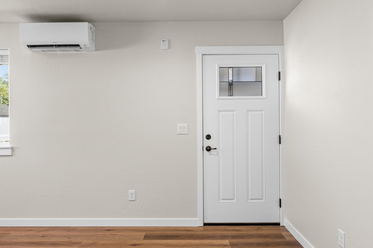 1115 Annalise St #1 - Photo 5 of 12