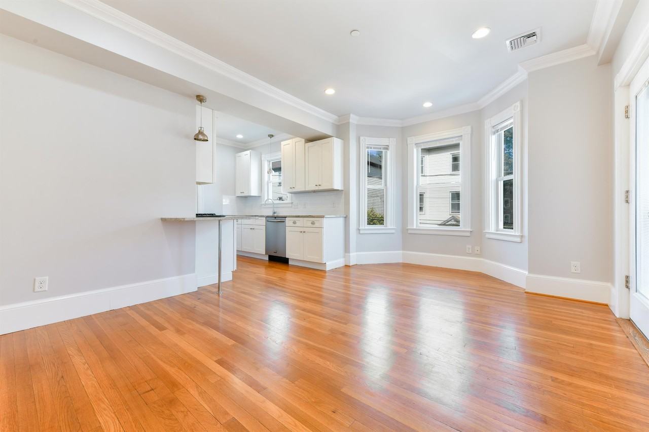 14 Armstrong St #2 - Photo 2 of 29