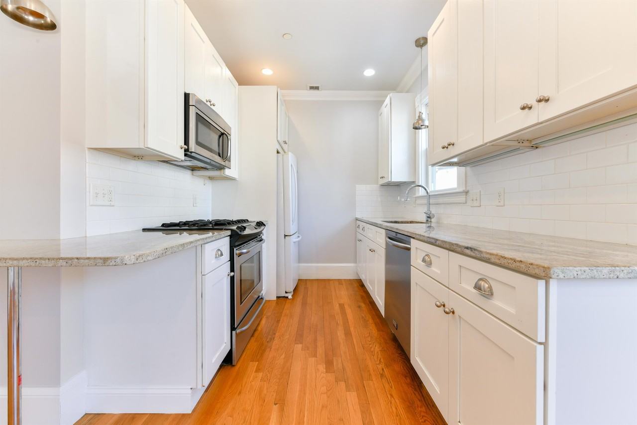 14 Armstrong St #2 - Photo 3 of 29