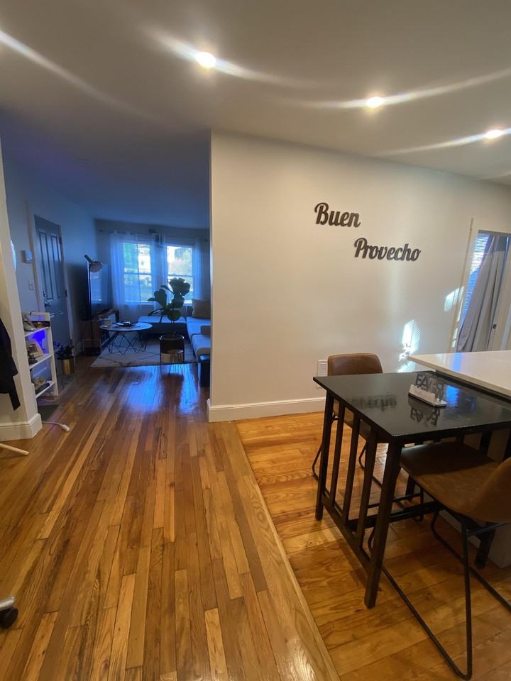 35 Woodman St #35-1 - Photo 3 of 20