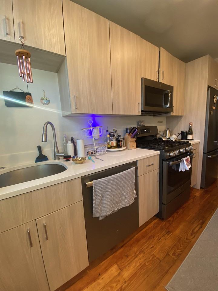 35 Woodman St #35-1 - Photo 6 of 20