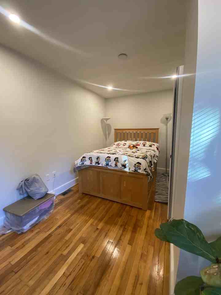 35 Woodman St #35-1 - Photo 7 of 20