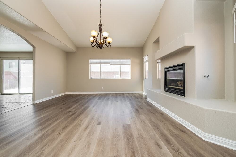 2205 Royal Caribbean Ave - Photo 5 of 17