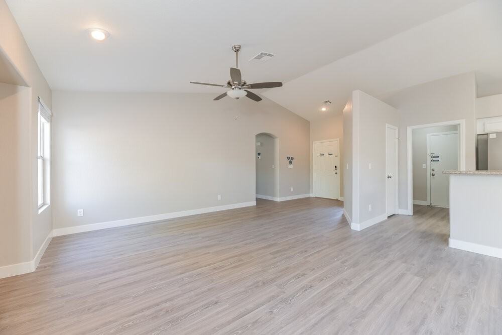 118 Sugarbush Ln - Photo 4 of 16