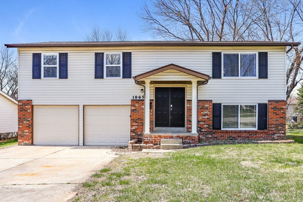 1865 Battlefield Dr