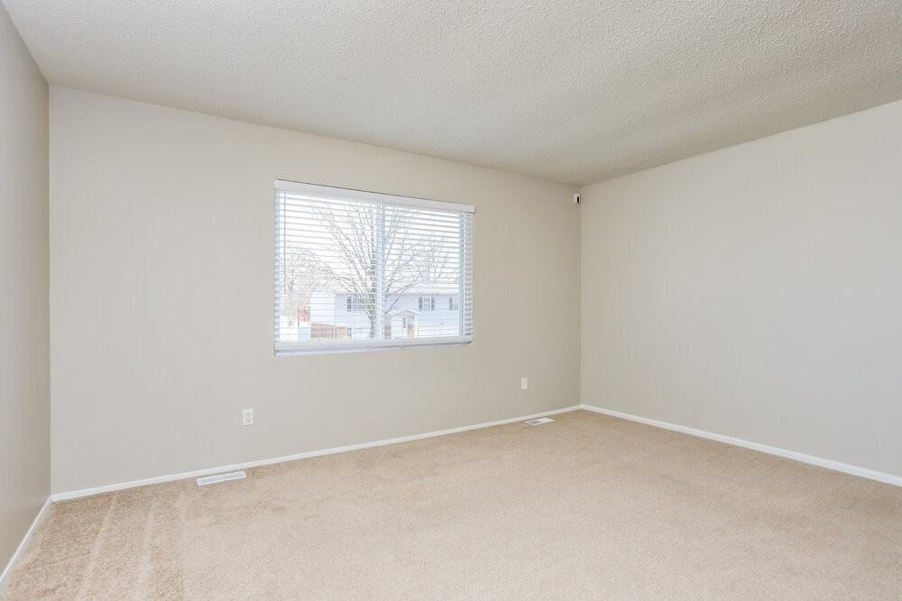 1865 Battlefield Dr - Photo 6 of 17