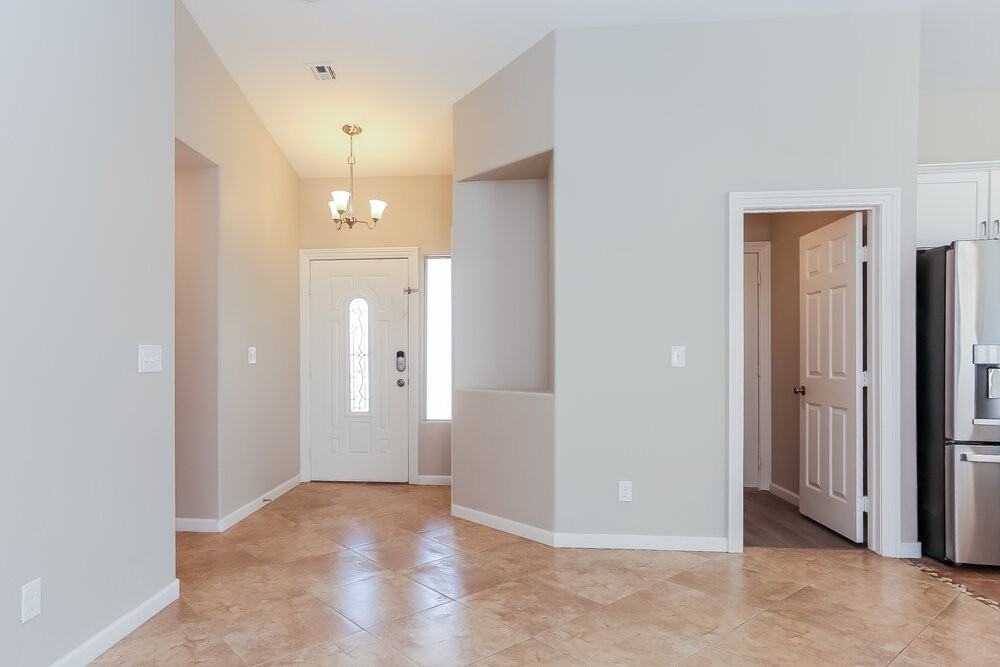 3927 Blue Coral Dr - Photo 3 of 16