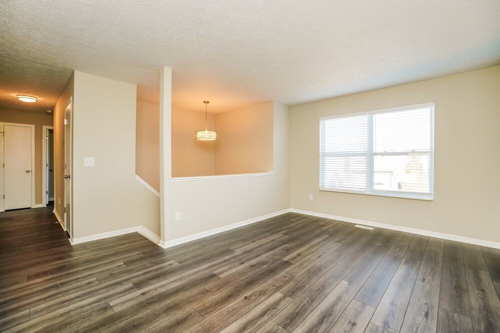 1365 Randan Dr - Photo 4 of 17