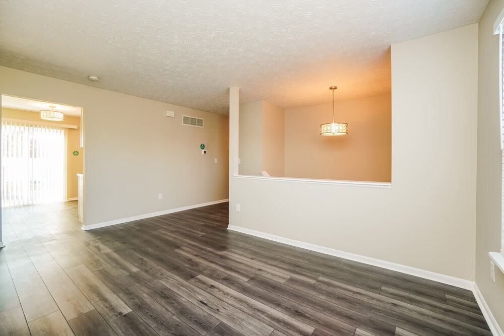 1365 Randan Dr - Photo 5 of 17
