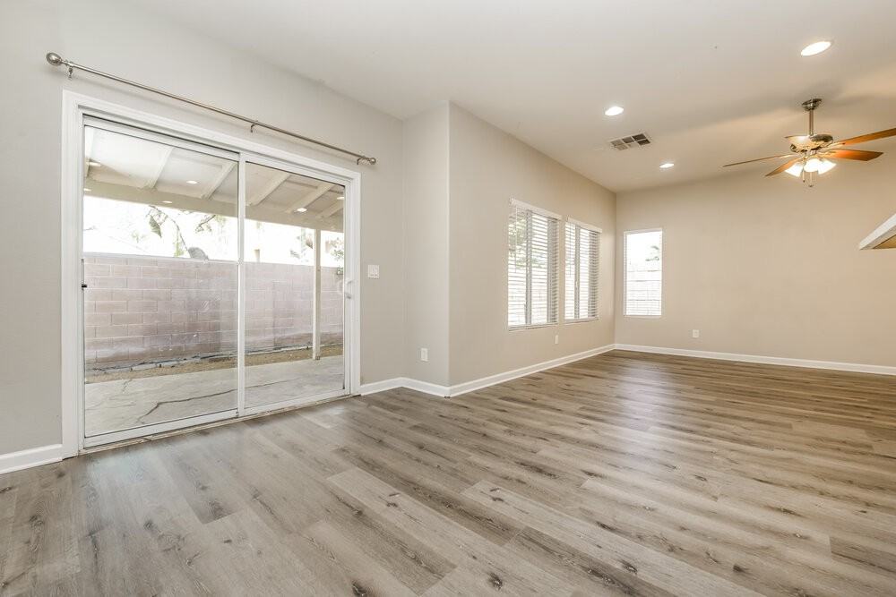 6231 Blushing Willow St - Photo 7 of 17