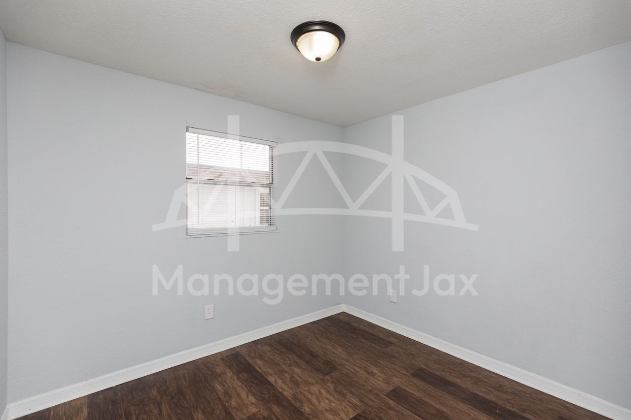 2661 W 25th St #1 - Photo 7 of 23