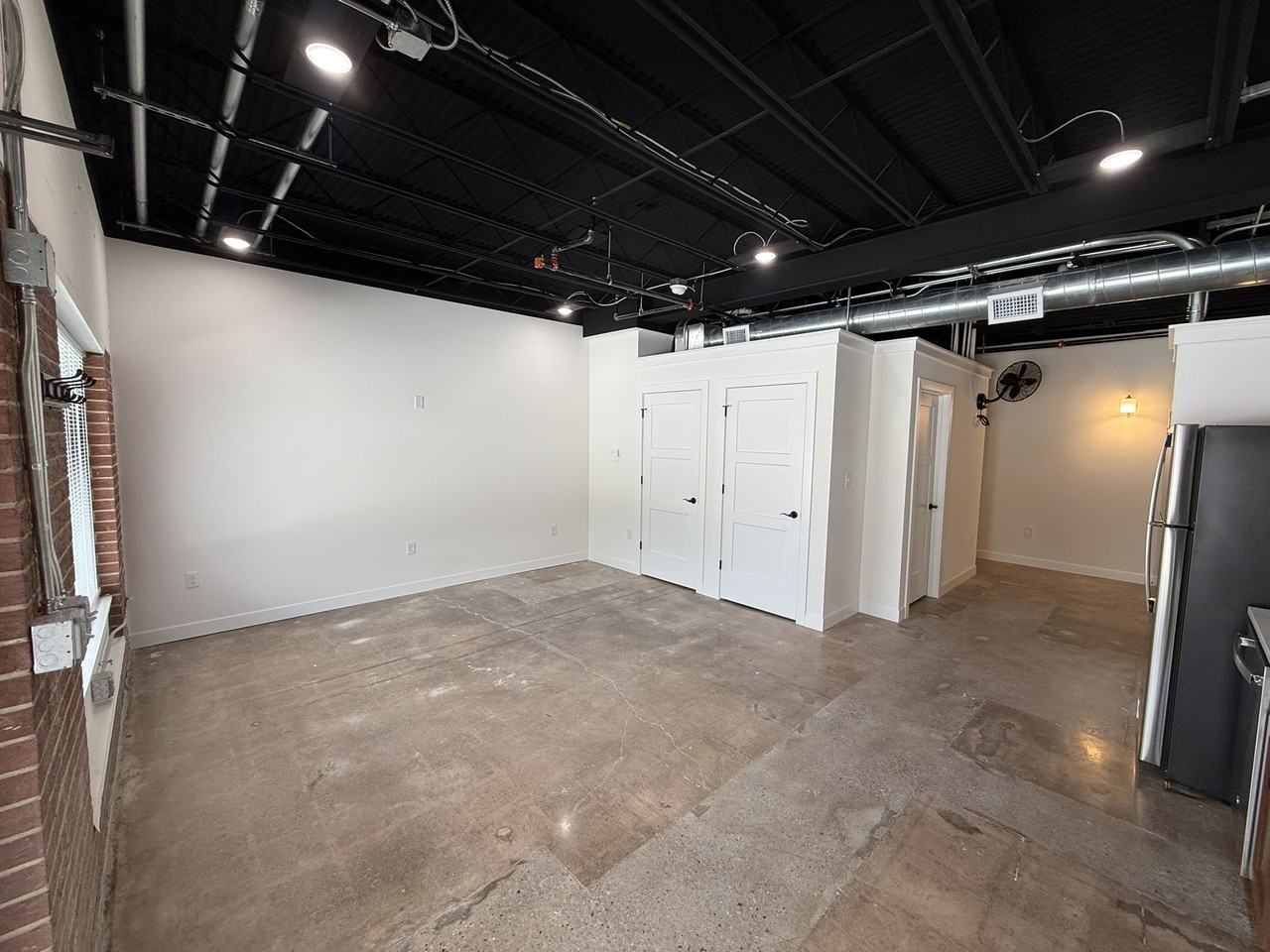 511 South 5th Street - B - Downstairs - Photo 5 of 10