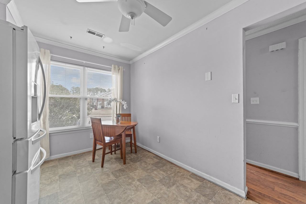 802 Nottaway Dr #1 - Photo 5 of 36