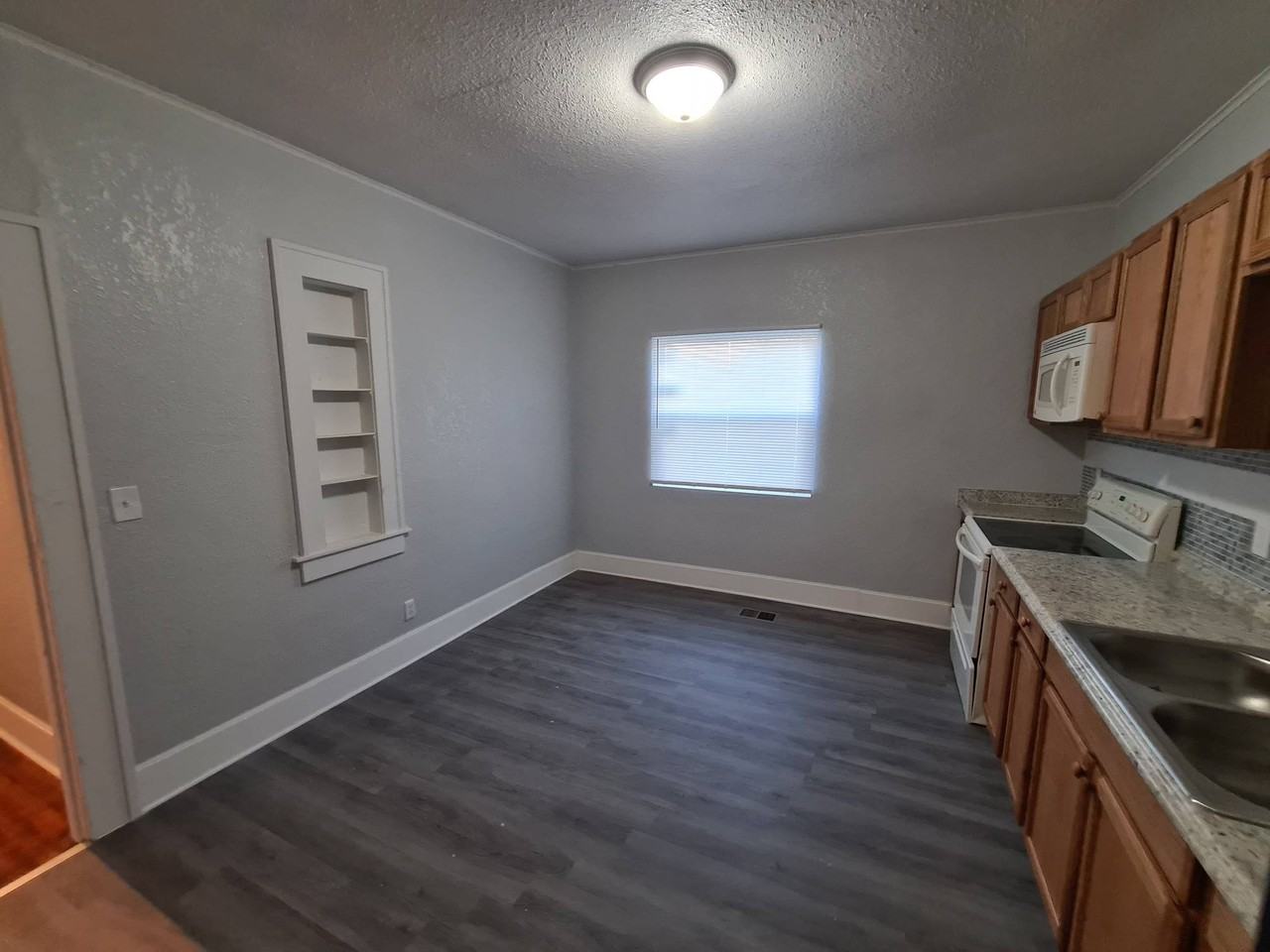 4700 10th Ave S #1 - Photo 3 of 12