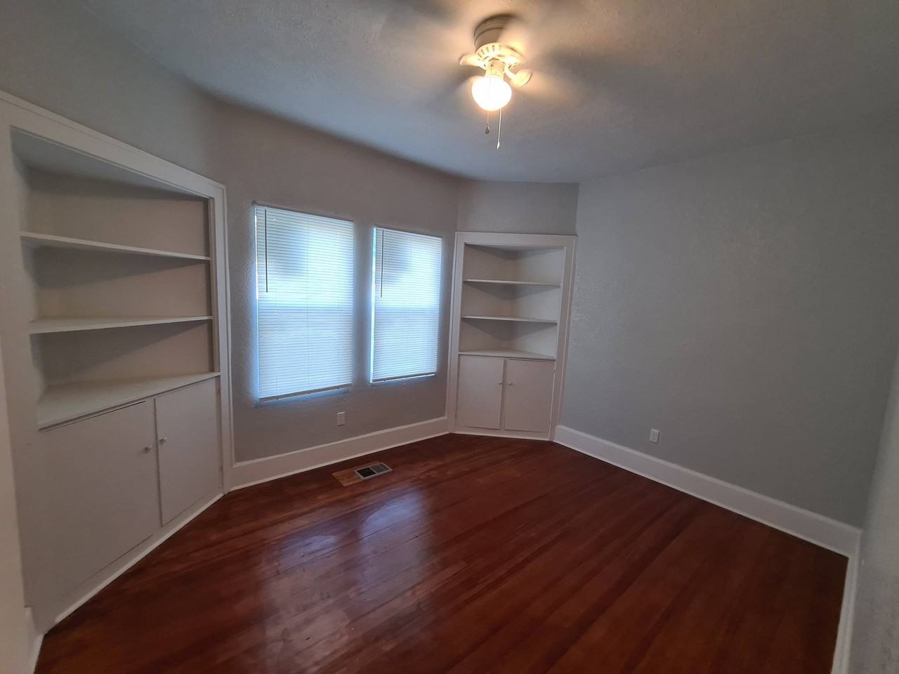 4700 10th Ave S #1 - Photo 4 of 12