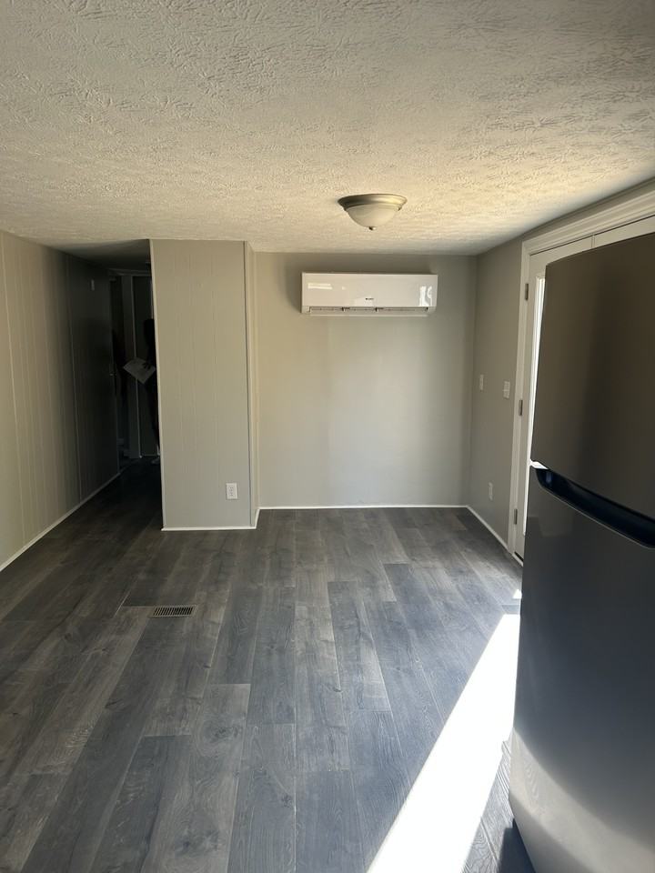 601 Moores Dr #1 - Photo 7 of 18