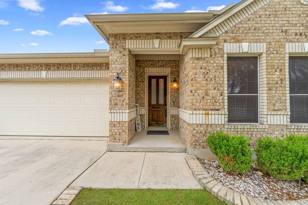 141 Springtree Gate #1 - Photo 3 of 37
