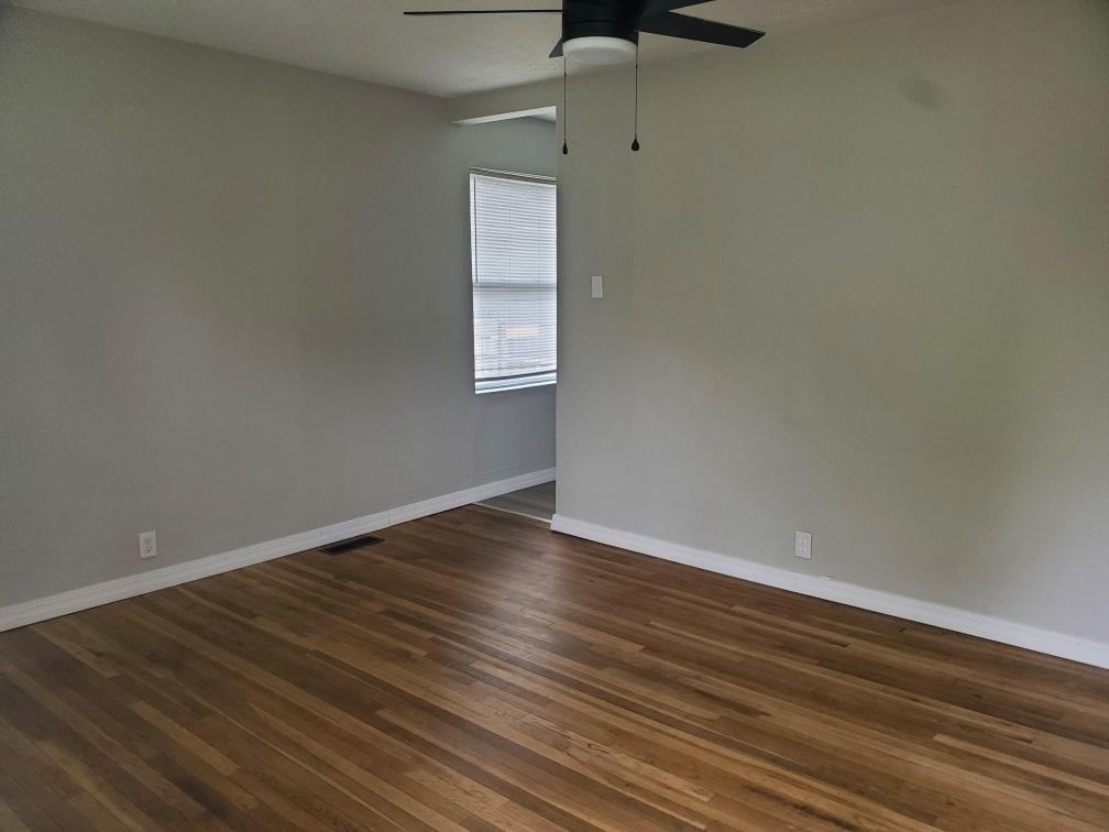 2219 Pershing St #1 - Photo 2 of 11