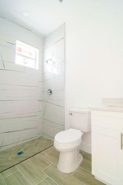 260 Rotonda Blvd W #1 - Photo 6 of 13