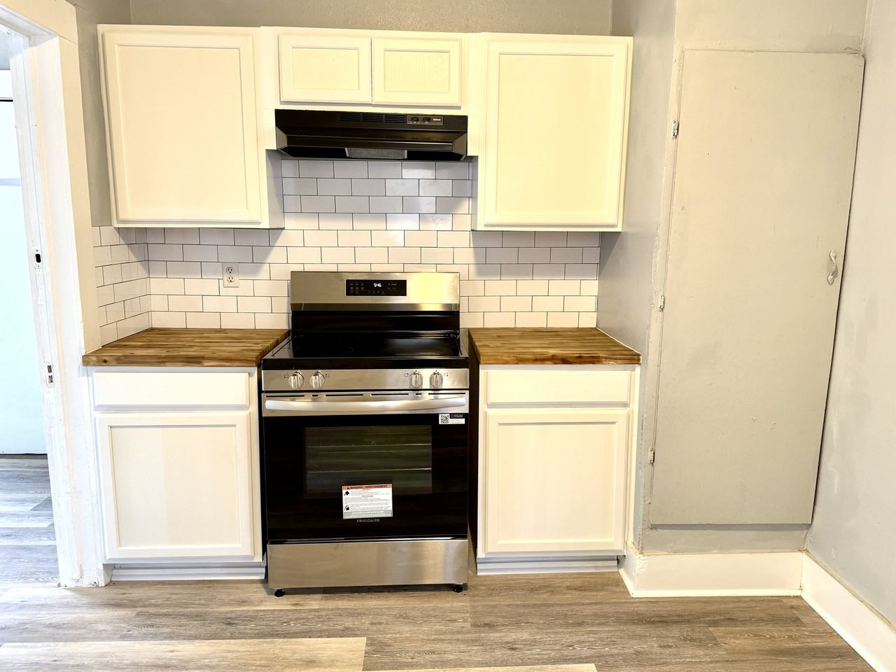 602 B St Nw #1 - Photo 2 of 20